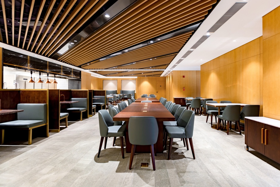 Plaza Premium Lounge V1