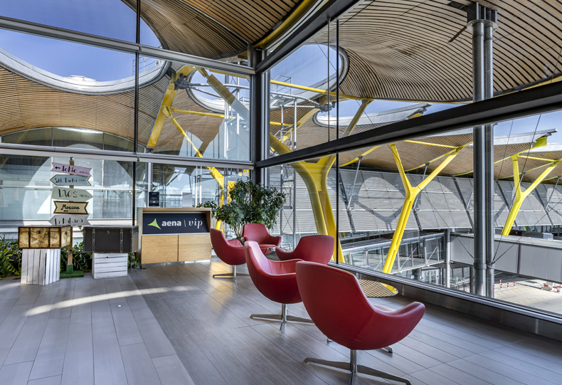 Neptuno VIP lounge T4S