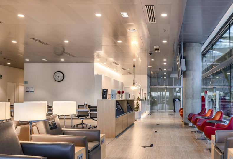 Plaza Mayor VIP Lounge T4