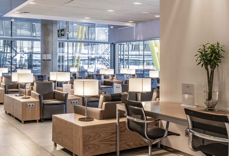 Plaza Mayor VIP Lounge T4