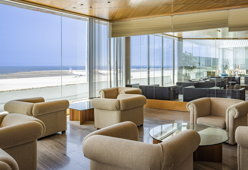 Montaña Roja VIP Lounge