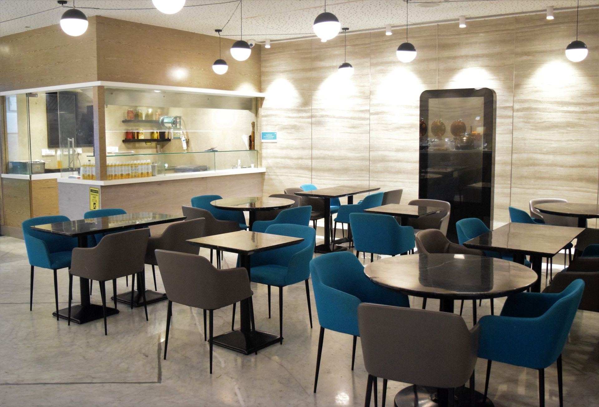 Travel Club Lounge