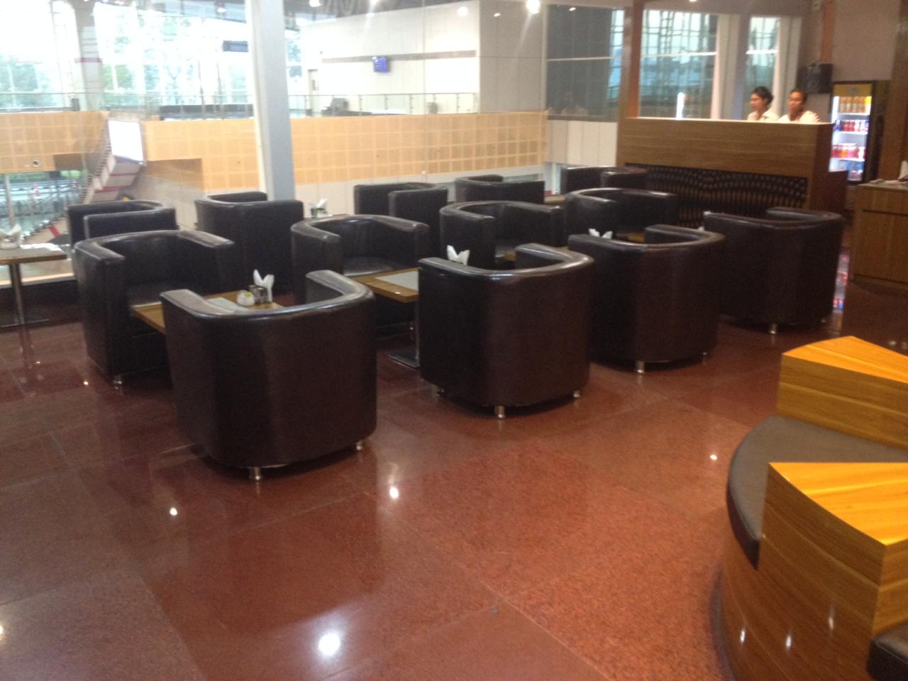 Premium Lounge