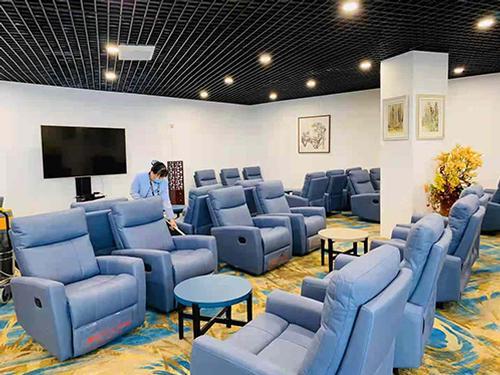 First Class Lounge