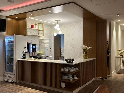 Advantage VIP Lounge (Domestic)