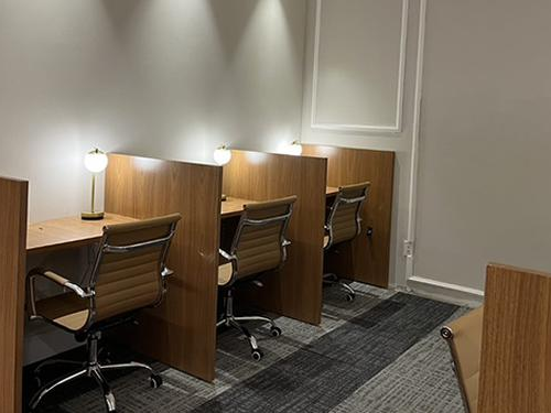 Advantage VIP Lounge (Domestic)