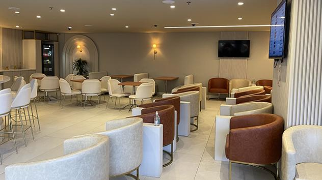 Advantage VIP Lounge (International)