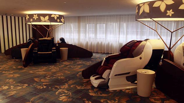 China Eastern Airlines No. 36 Lounge