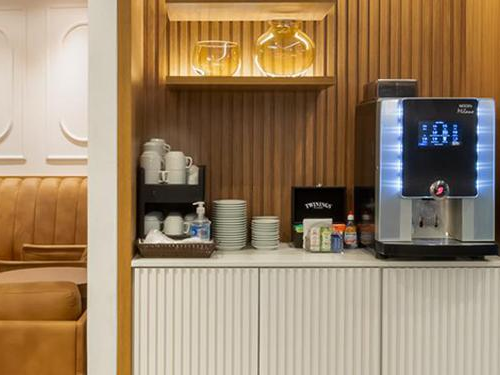 Advantage VIP Lounge