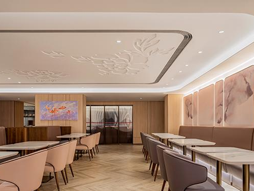 Juneyao Air V6 Lounge