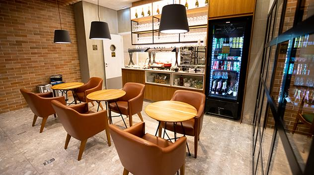 Advantage VIP Lounge