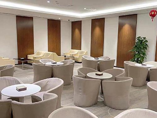 First Class Lounge