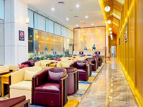 First & Business Class Lounge