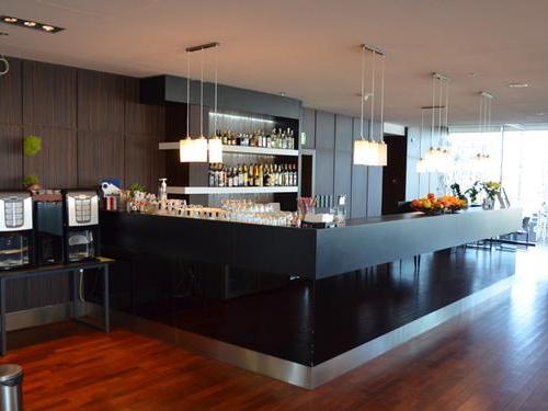 Executive Lounge