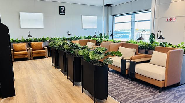 Paragon Premium Lounge