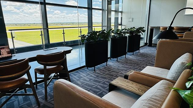 Paragon Premium Lounge