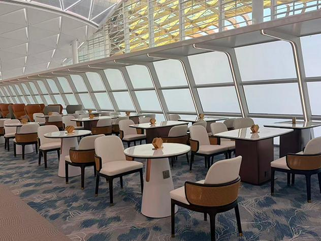 First Class Lounge V6
