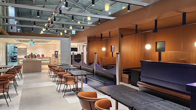 N Sky Hub Lounge