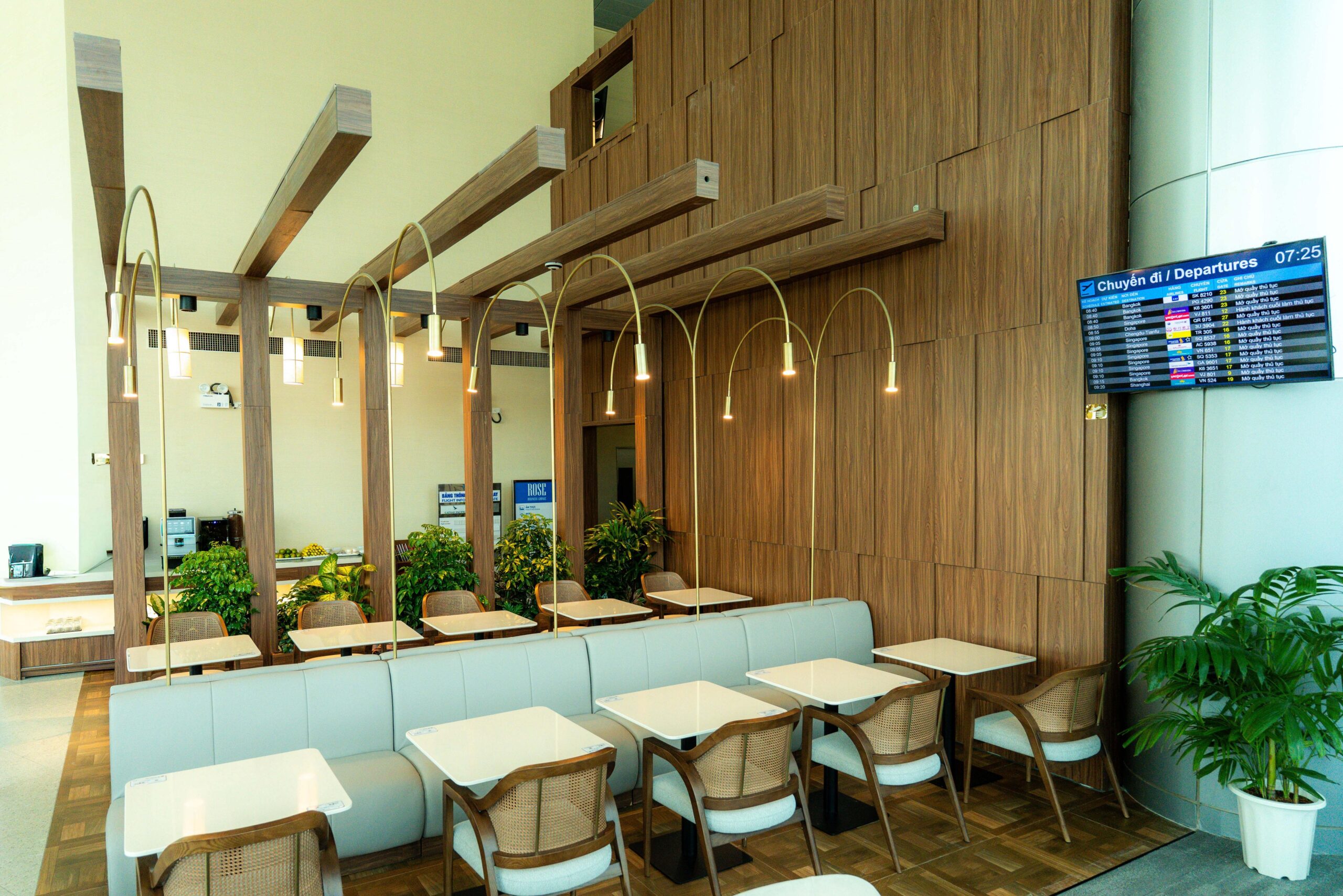 Rose Business Lounge