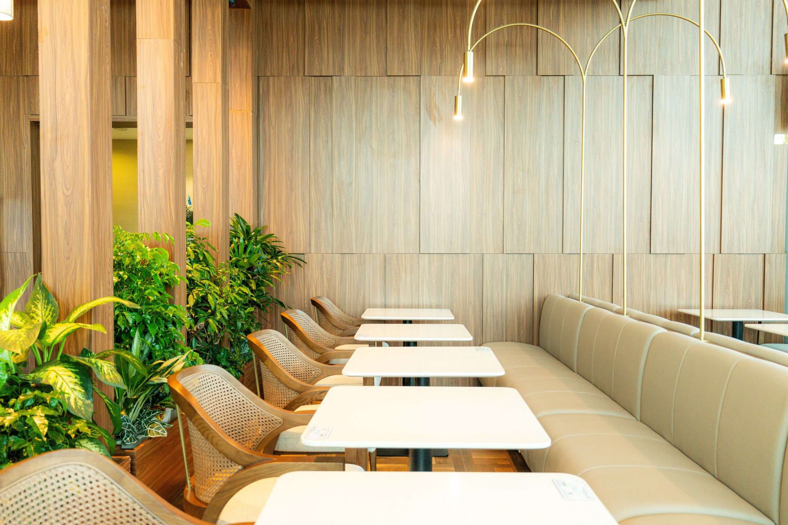 Rose Business Lounge